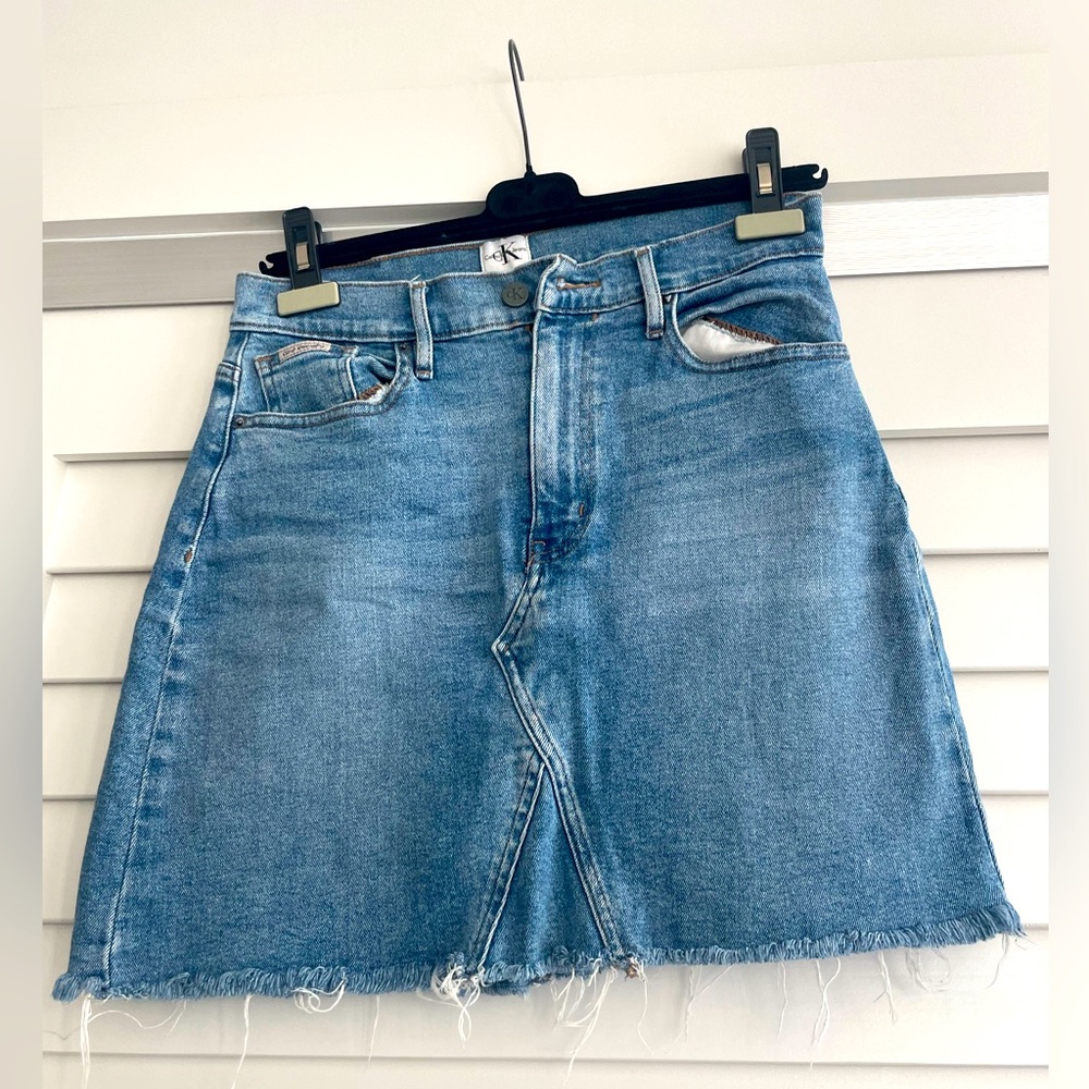 Calvin Klein jeans short skirt size 28